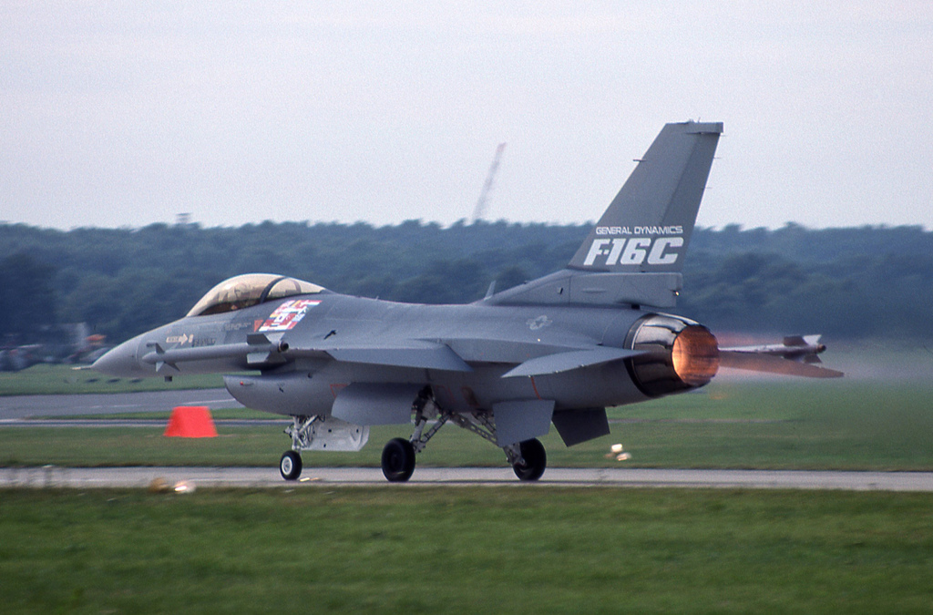 87-0239 (5C-500) 1987 General Dynamics F-16C Fighting Falcon