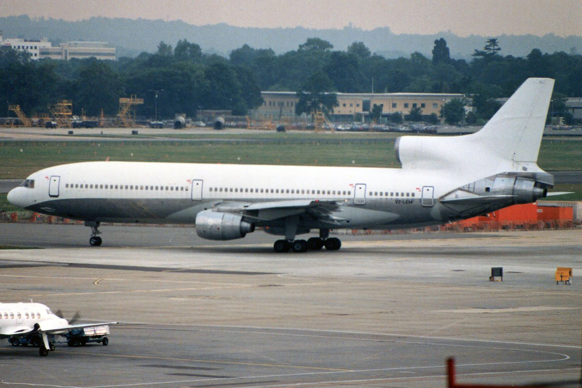 V2-LEM (193K-1032) Lockheed L-1011-1