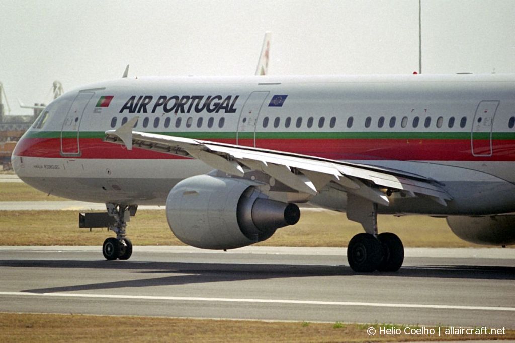 CS-TJG (1713) 2002 Airbus A321-211