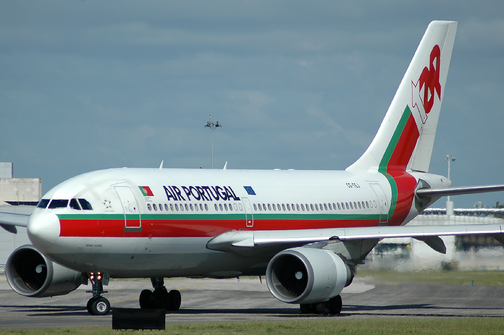 CS-TEJ (494) 1988 Airbus A310-304