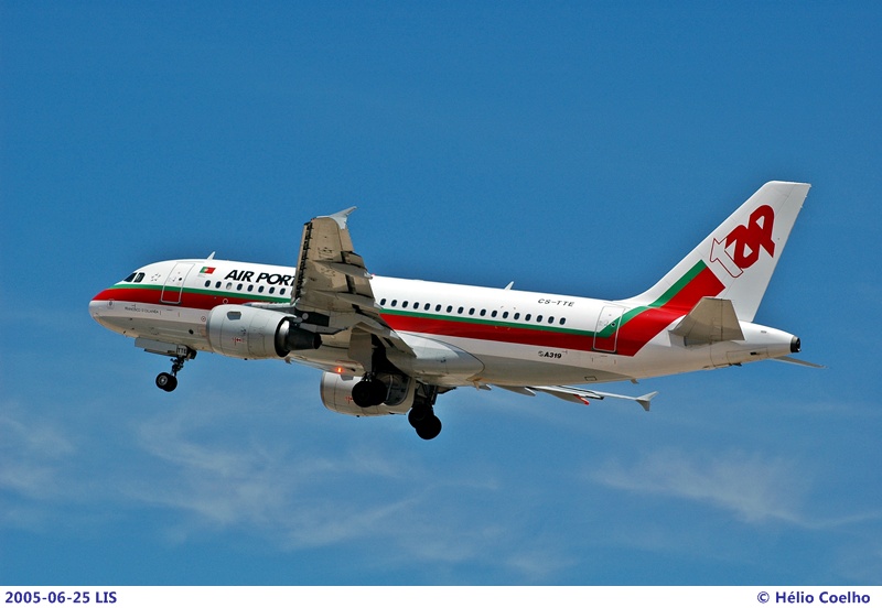 CS-TTE (821) 1998 Airbus A319-111