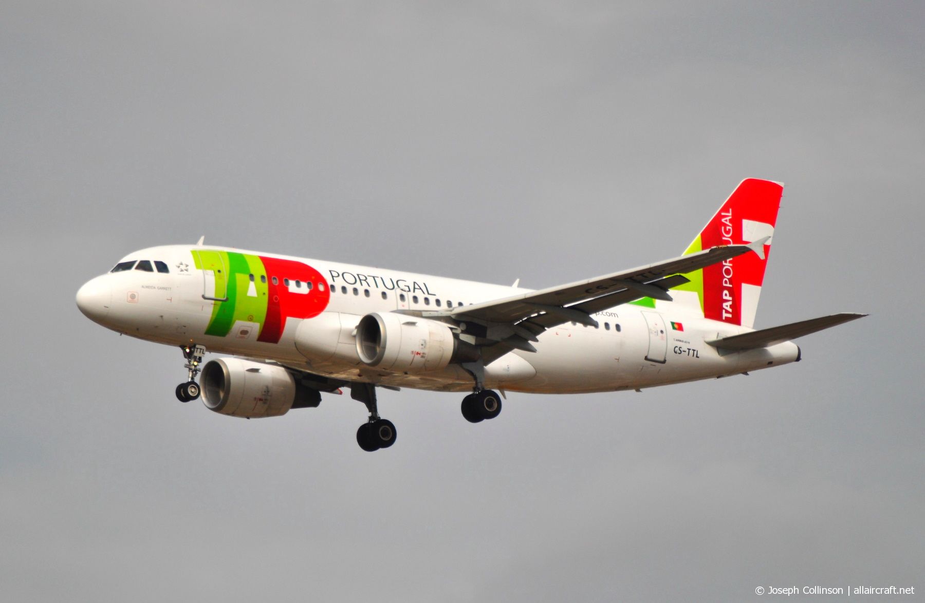 CS-TTL (1100) 1999 Airbus A319-111