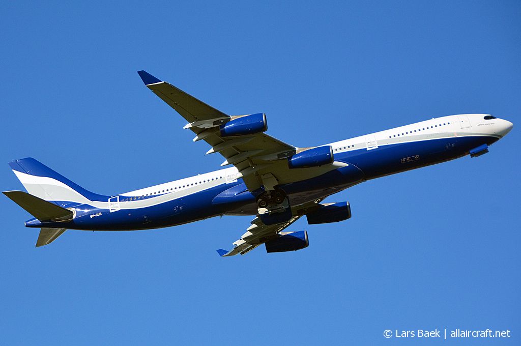9H-SUN (367) 2000 Airbus A340-313