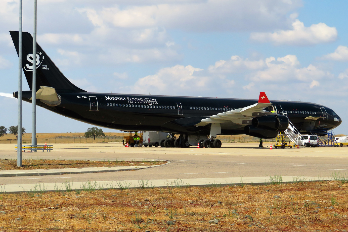 9H-TQM (117) 1995 Airbus A340-313