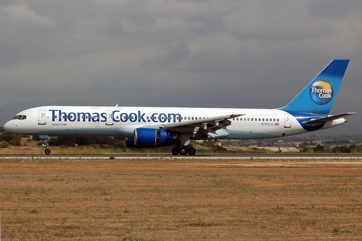 G-FCLG, (cn 24367), Boeing 757-28A