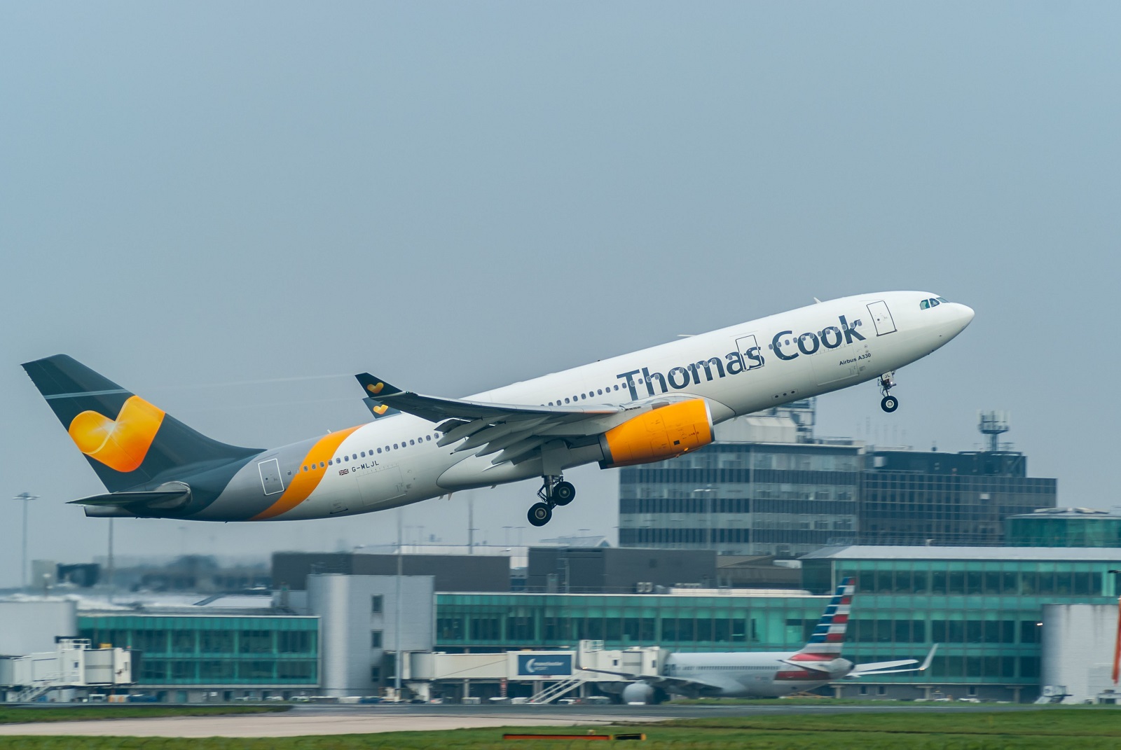 G Mljl 254 1999 Airbus A330 243 Aviation Photos Global Plane Spotter