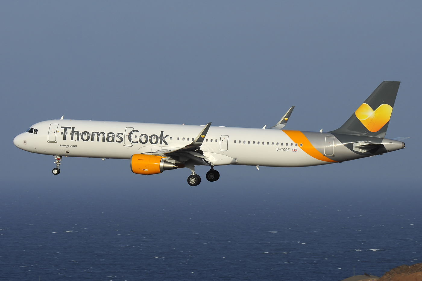 G-TCDF (cn 6114) Airbus A321-211(WL)
