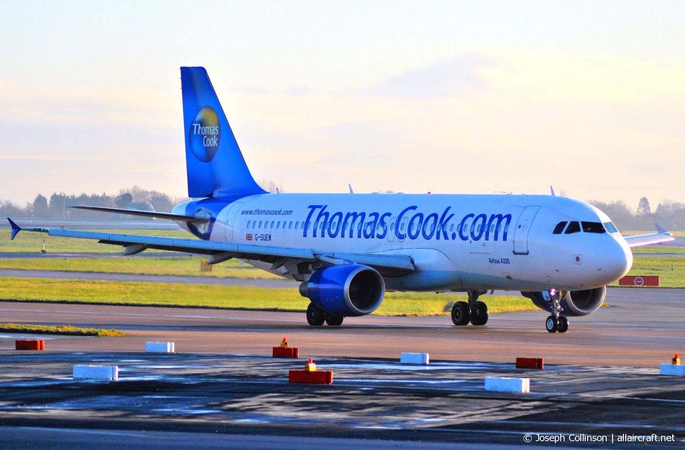 G-SUEW (1961) 2003 Airbus A320-214