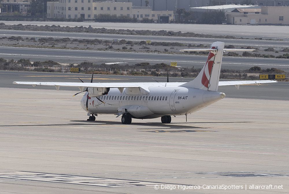 9H-AIT (785) 2008 ATR-72-500