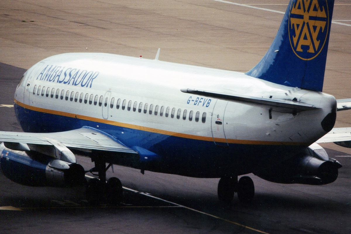 G-BFVB (cn 21694) Boeing 737-204Adv