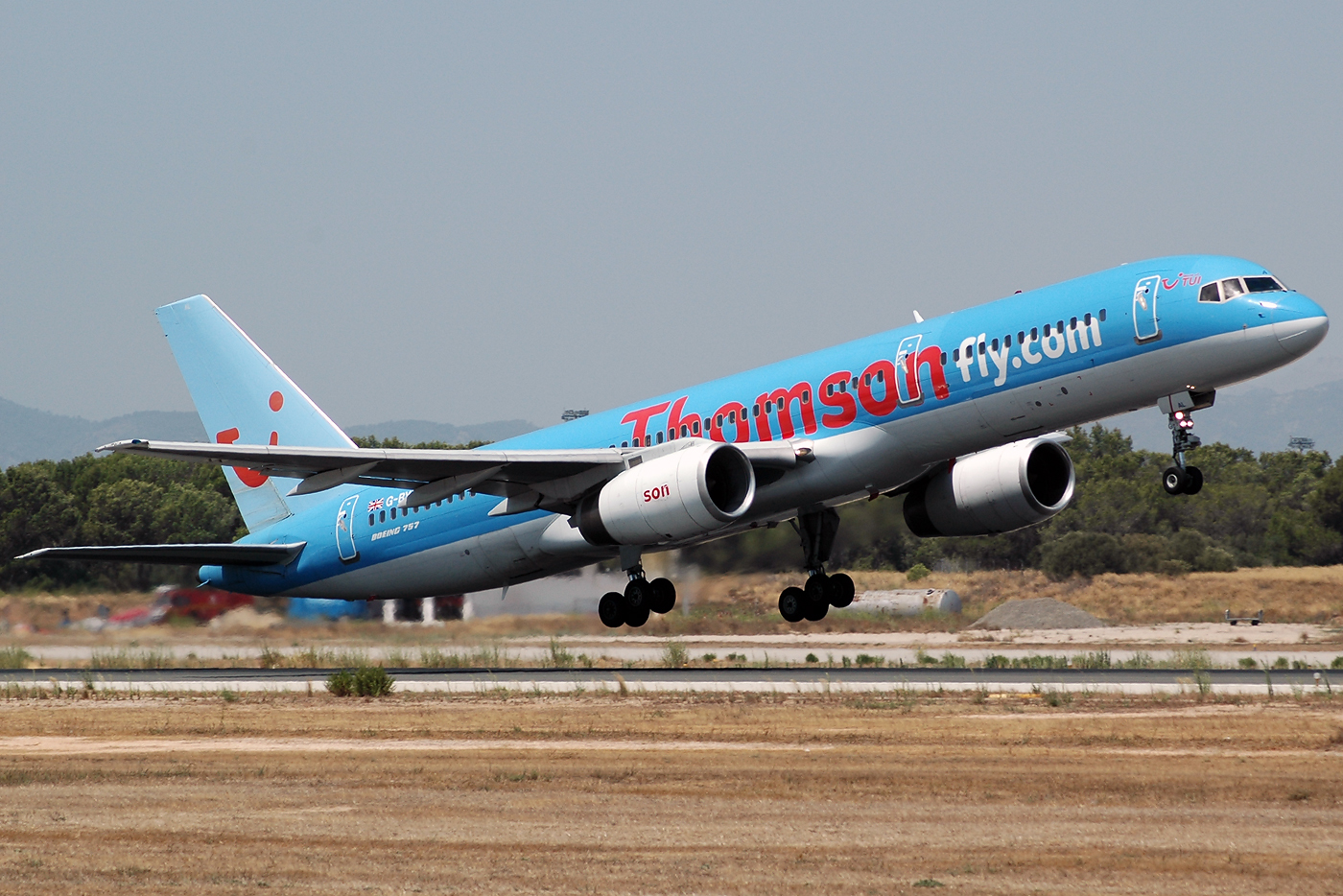 G-BYAL (cn 25626) Boeing 757-204