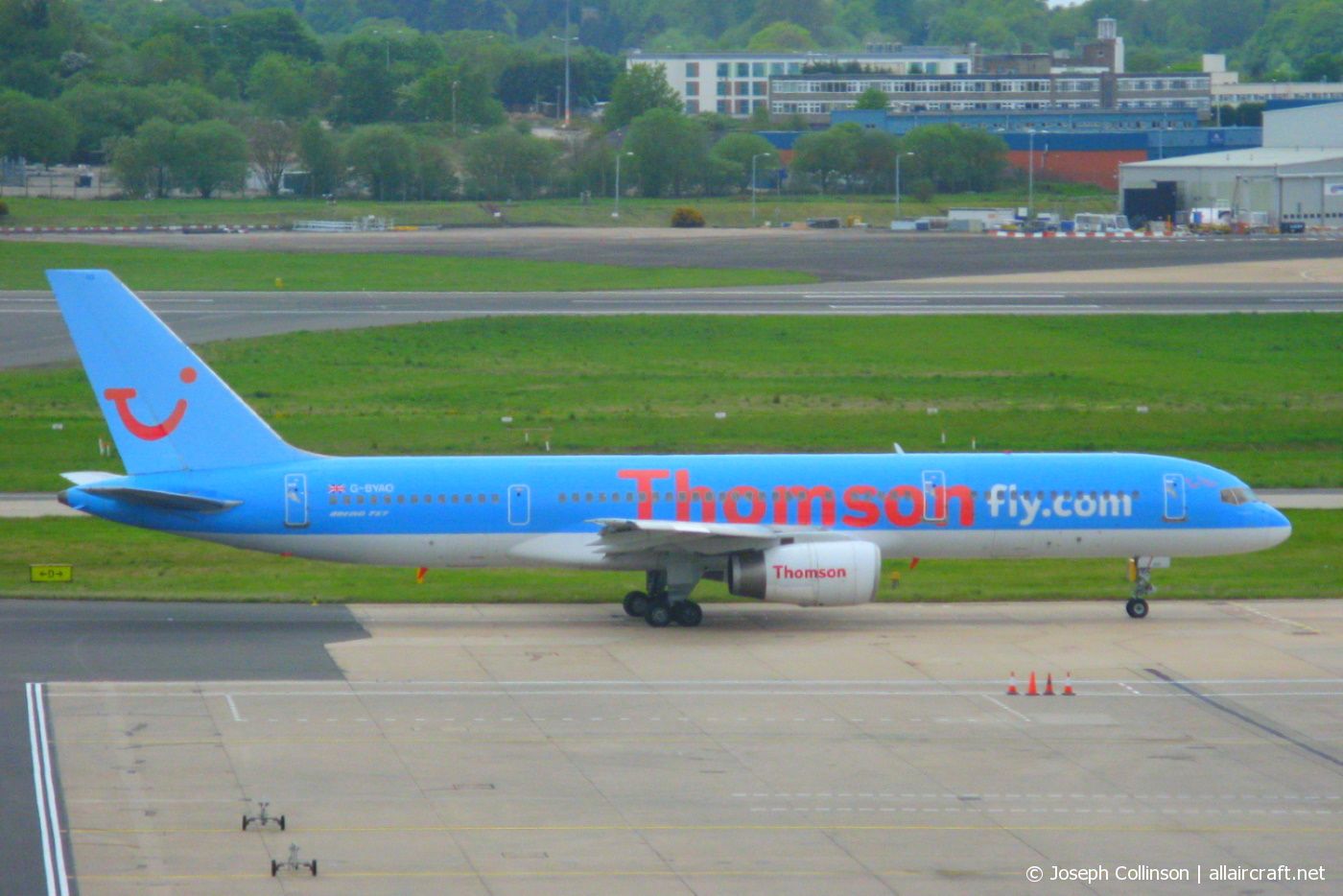 G-BYAO (cn 27235) Boeing 757-204