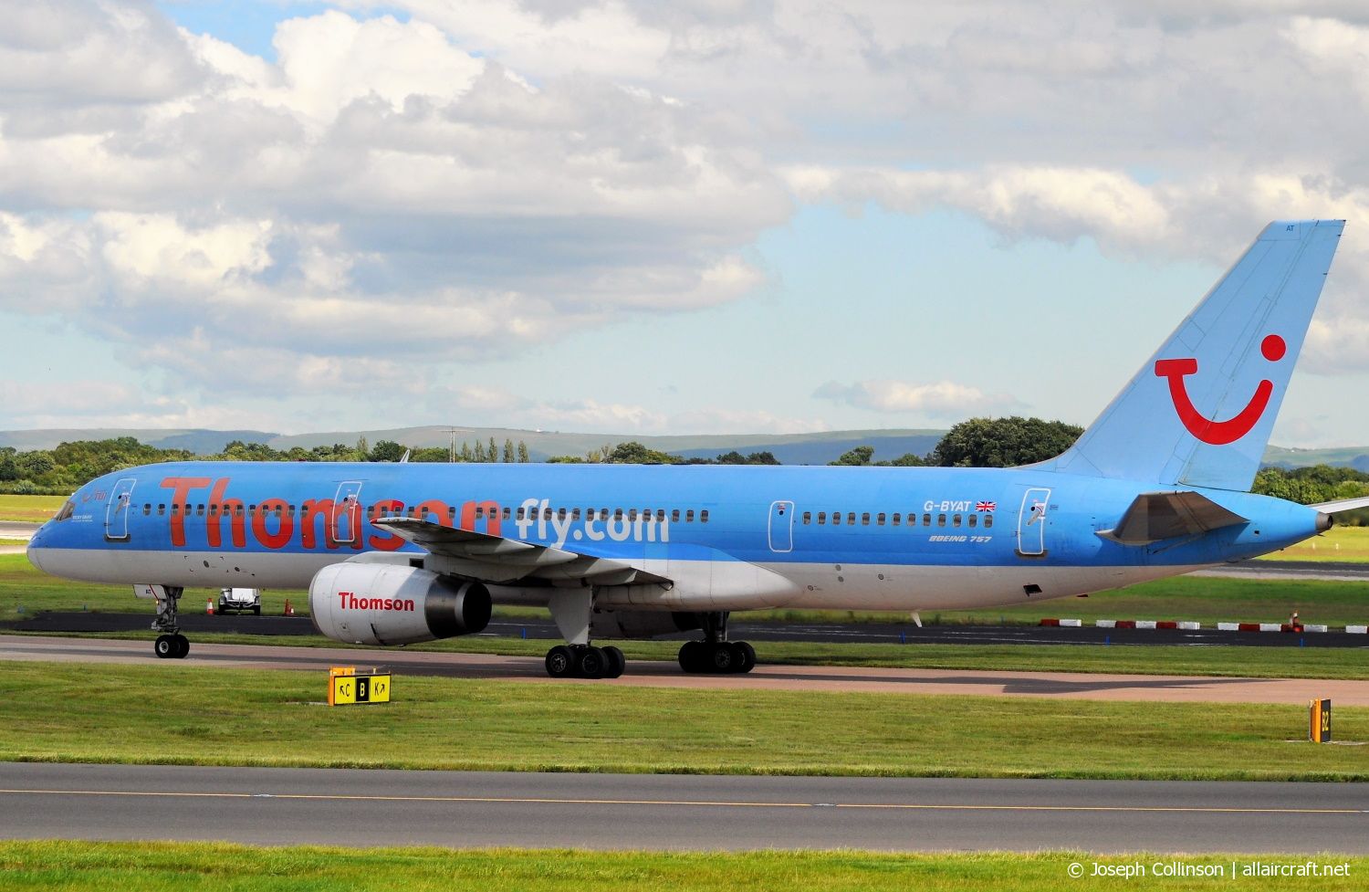 G-BYAT (27208) 1994 Boeing 757-204