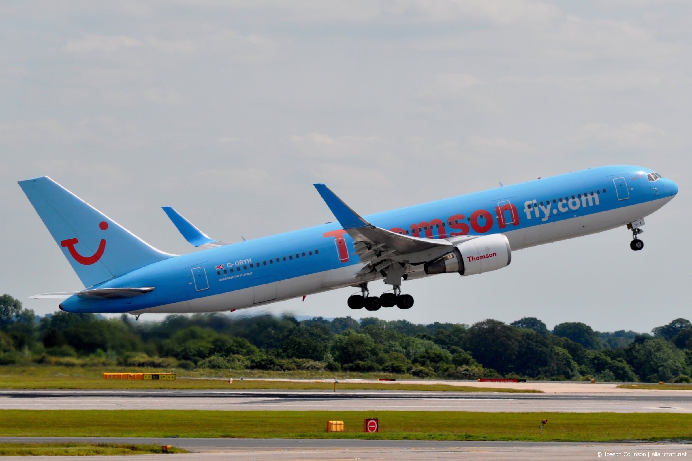 G-OBYH (28883) 1999 Boeing 767-304 ER WL
