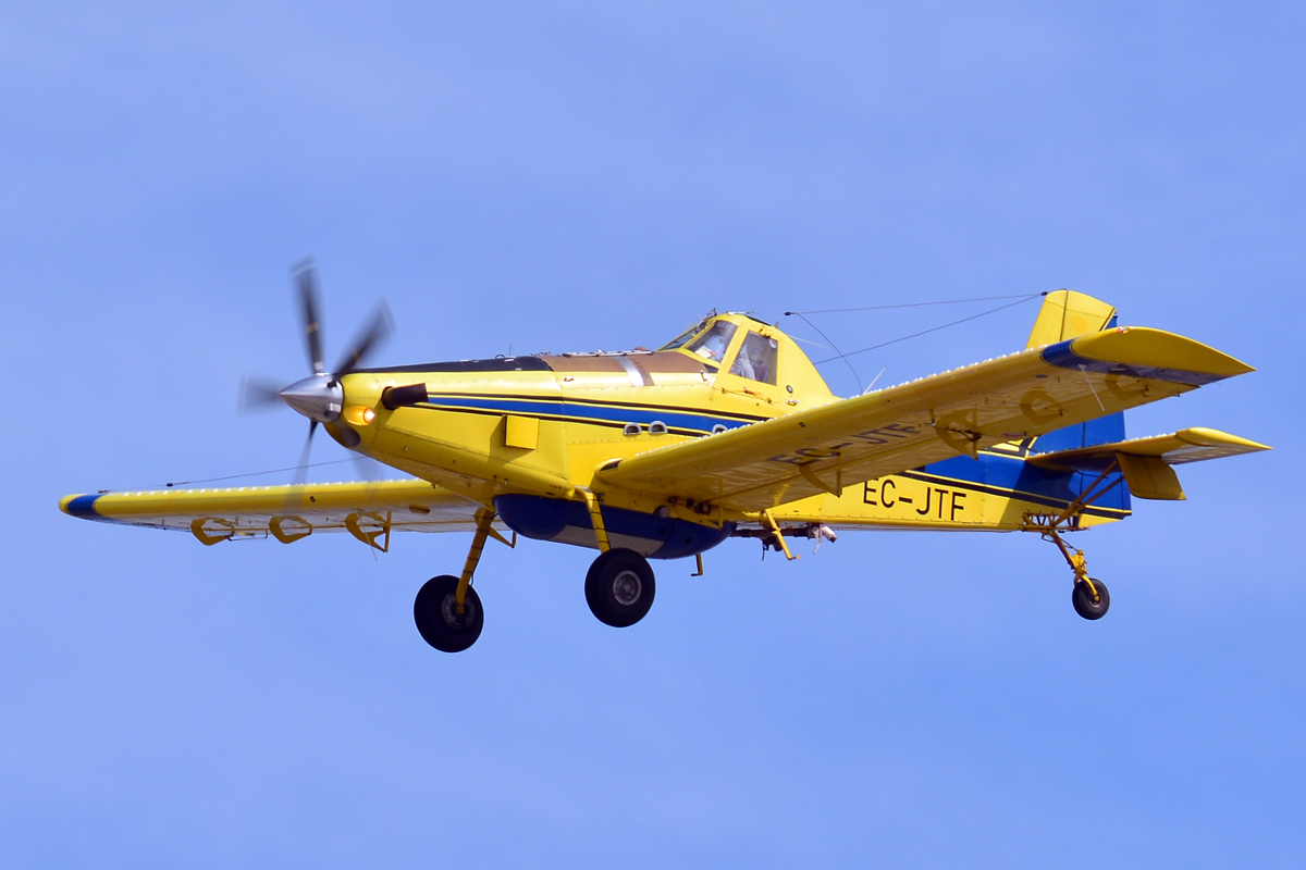 EC-JTF ( 802A-0219 ) Air Tractor AT-802A