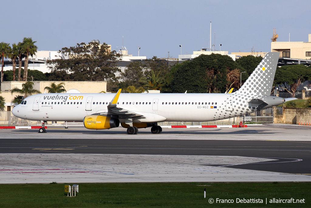 EC-MGZ (6660) 2015 Airbus A321-231(WL)