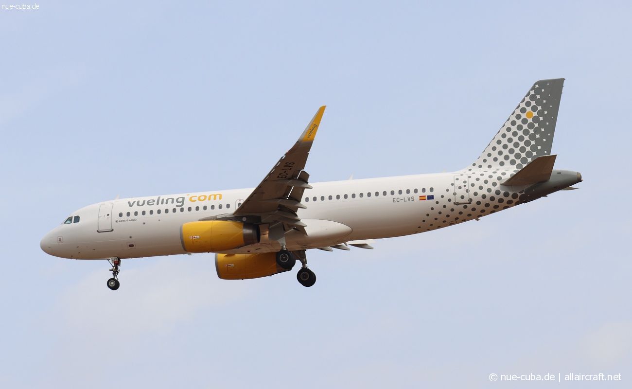 EC-LVS (5599) 2013 Airbus A320-232(WL)