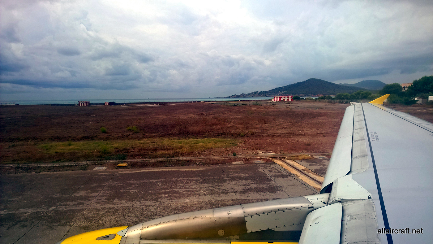 EC-LSA (4128) 2009 Airbus A320-214