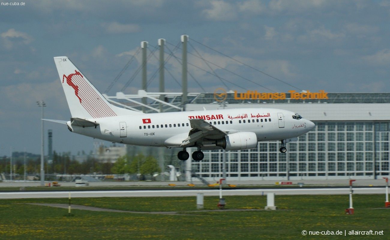 TS-IOK (29496) 1999 Boeing 737-6H3