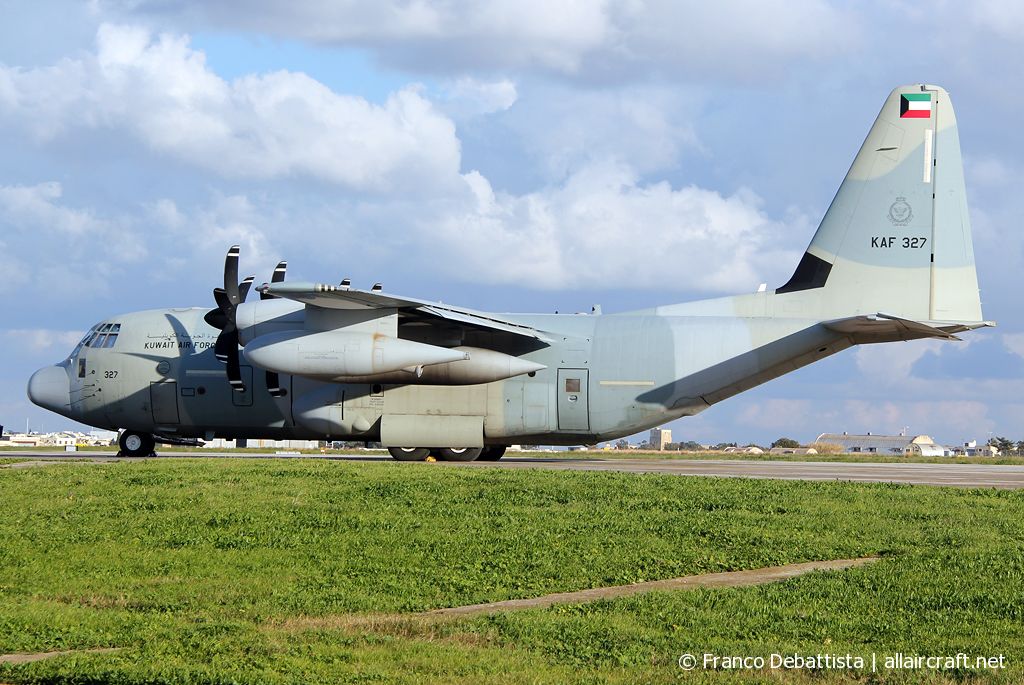 KAF327 (382-5749) Lockheed Martin KC-130J Hercules