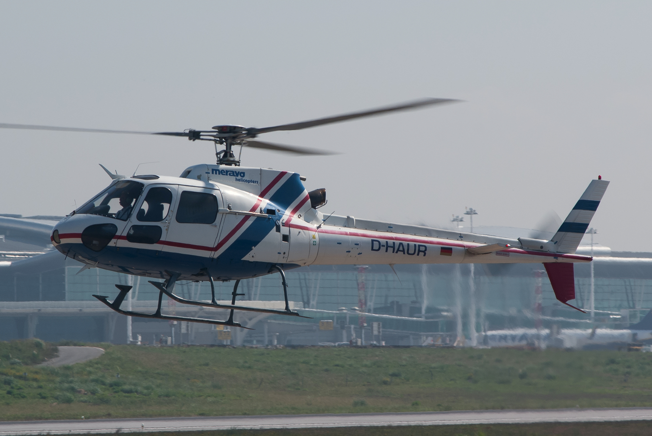 D-HAUR (2394) 1990 Aerospatiale AS-350B-2 Ecureuil