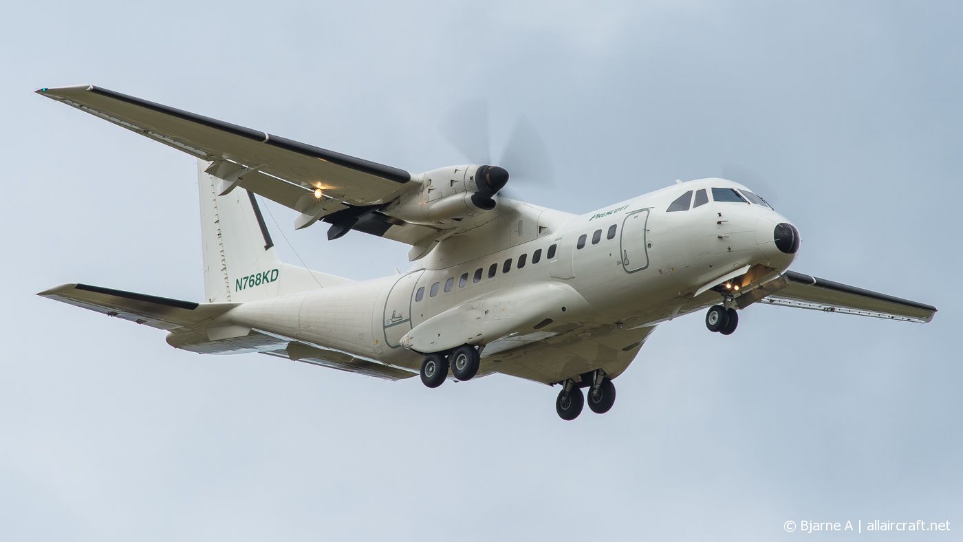 N768KD (C182) 2008 CASA CN-235-300