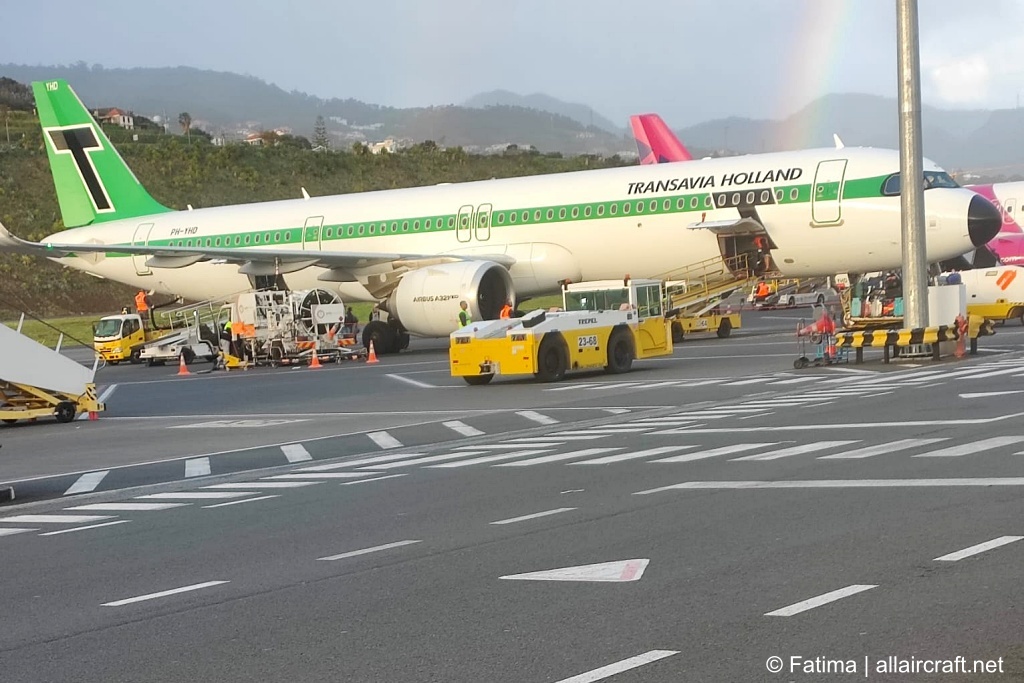 PH-YHD (12652) 2025 Airbus A321-252NX