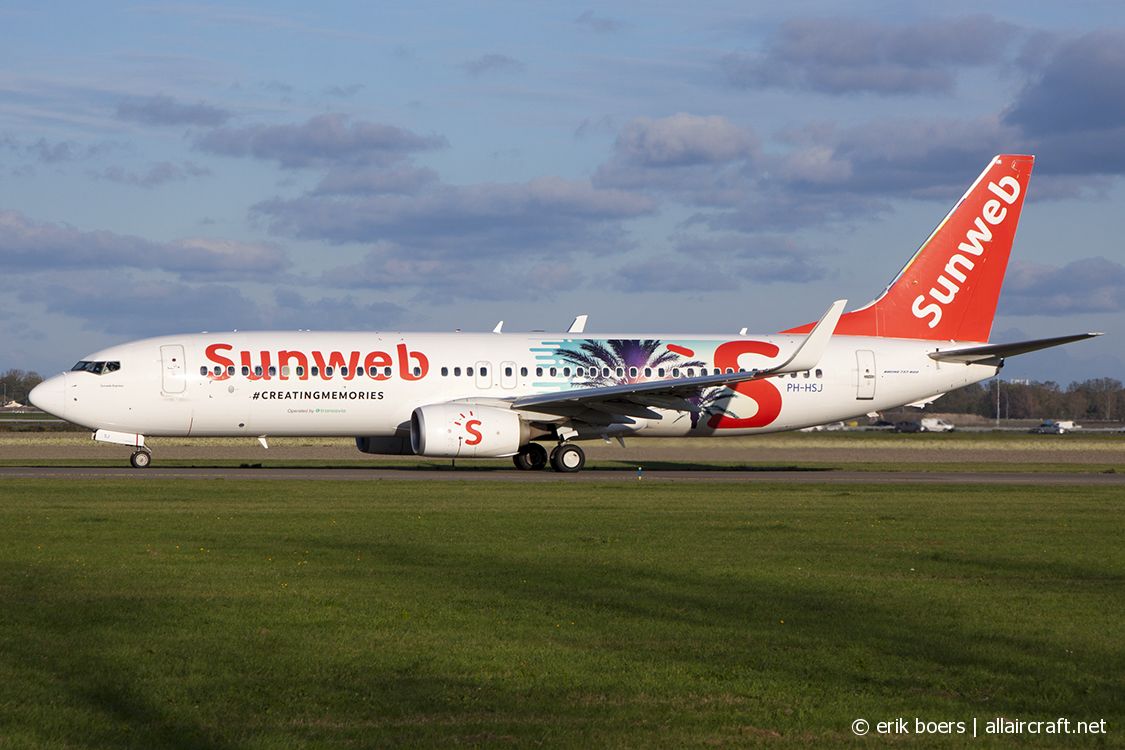 PH-HSJ (42150) 2014 Boeing 737-8K2(WL)