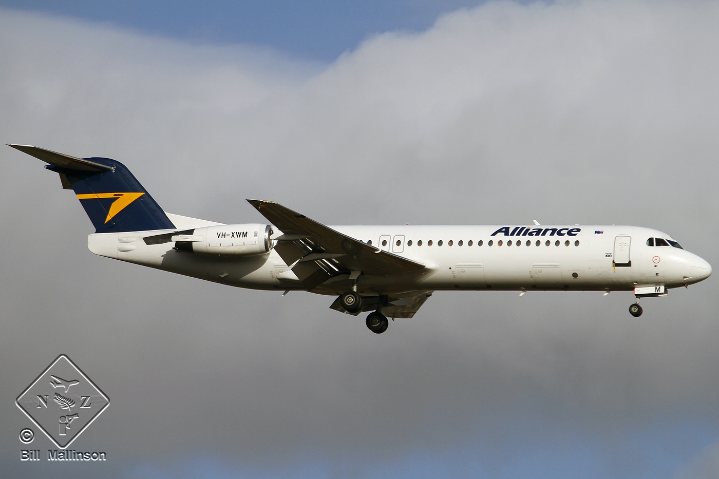 VH-XWM (cn 11276) Fokker 100