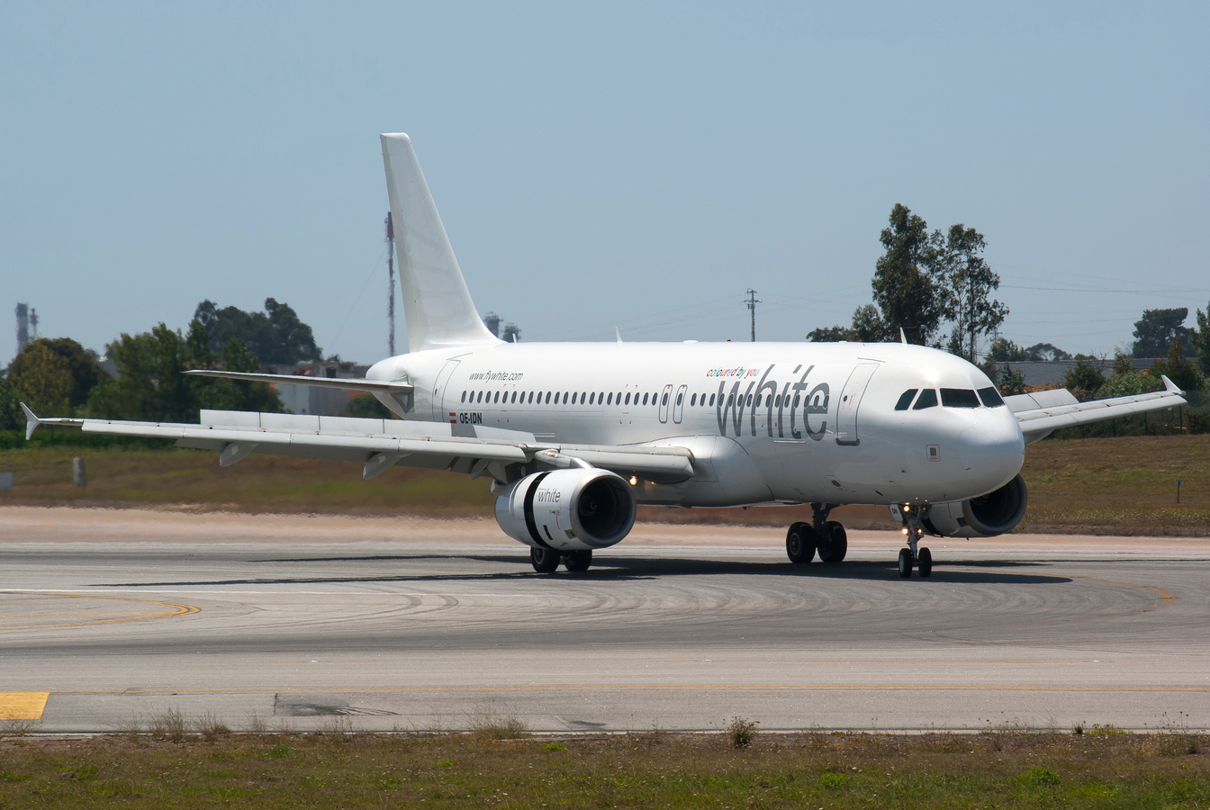 OE-IDN (1723) 2002 Airbus A320-232
