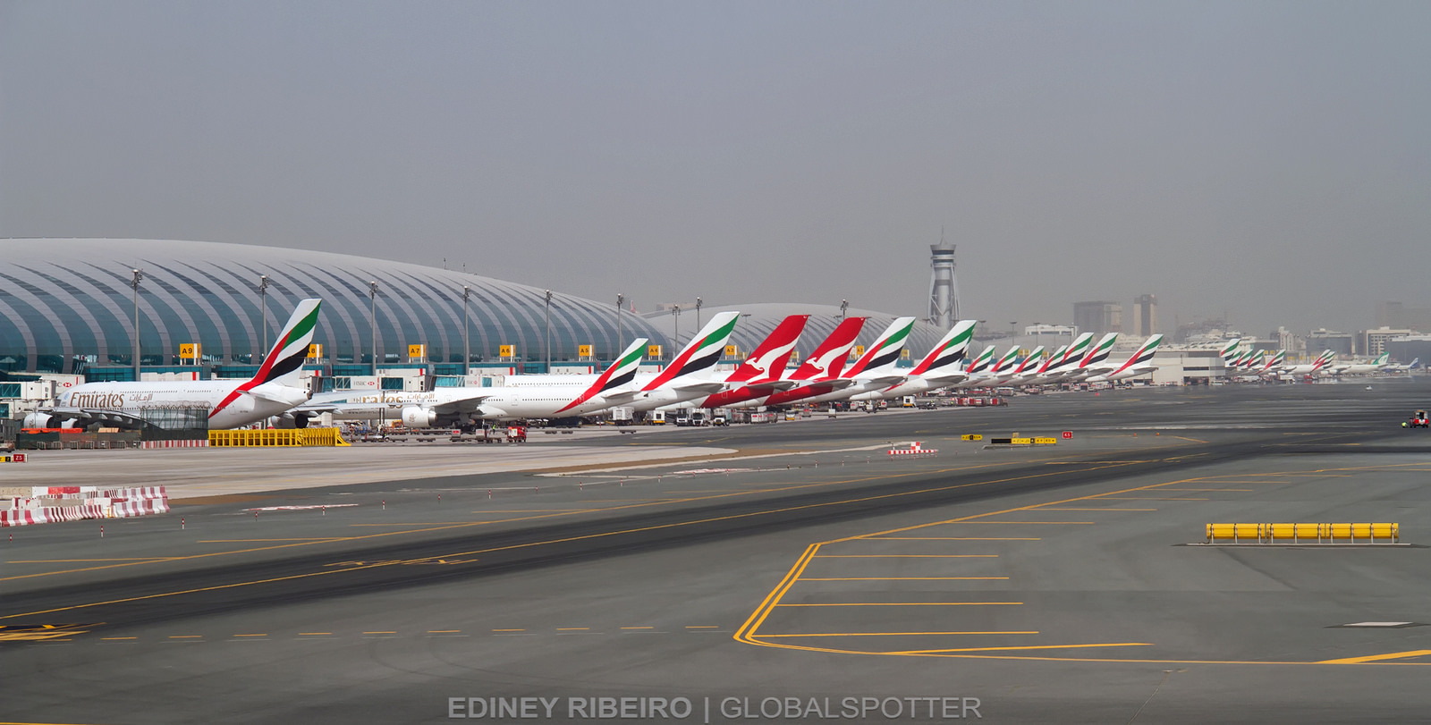 Dubai International  (DXB/OMDB) UAE