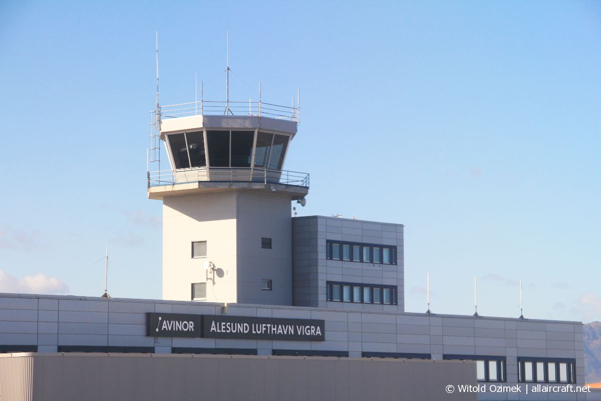 Alesund - Vigra (AES/ENAL) Norway