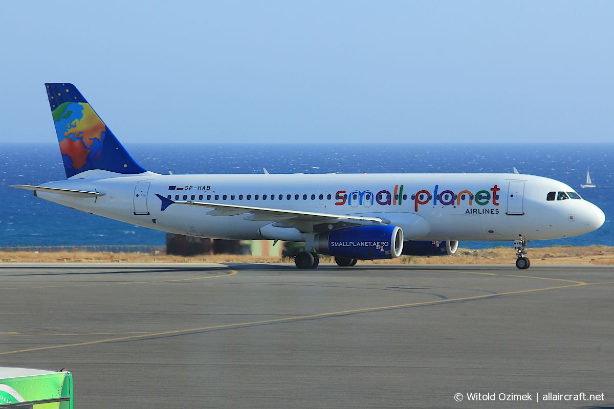 SP-HAB (1411) 2001 Airbus A320-232
