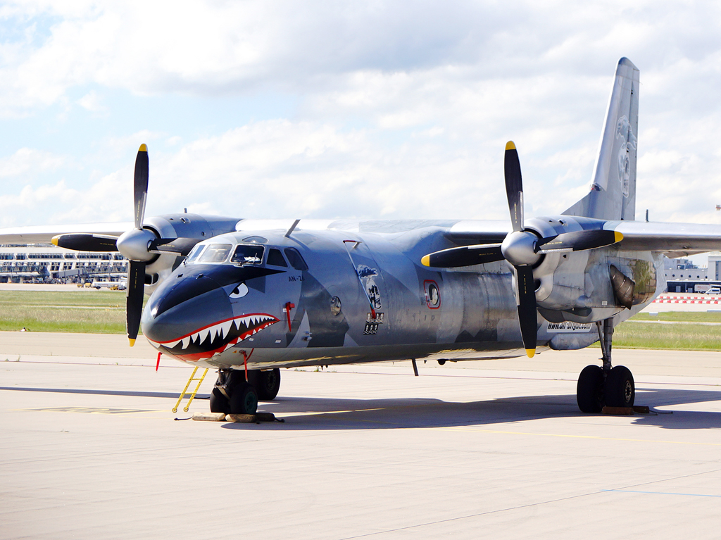 LZ-ABR (13905) 1984 Antonov An-26B