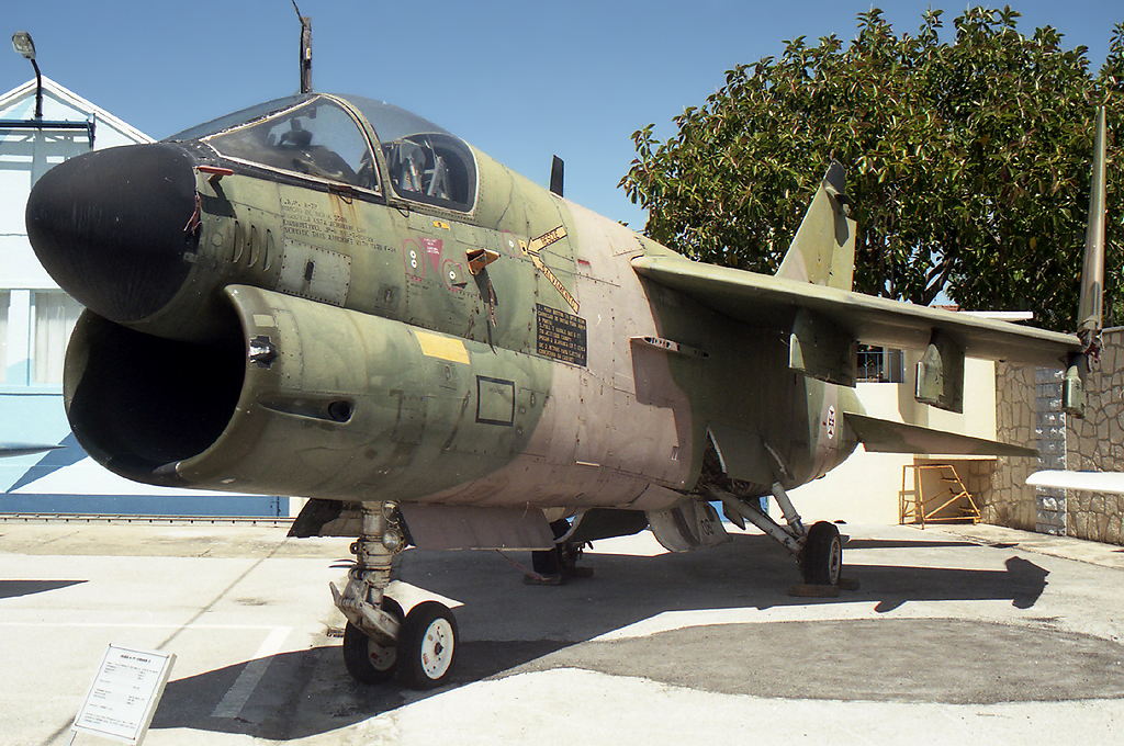 15508 (A-128) LTV A-7P Corsair II