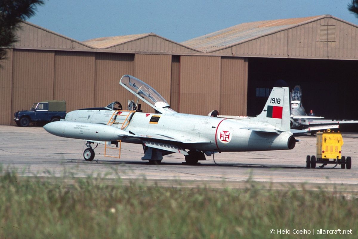 1918 (9806) Lockheed T-33A Shooting Star