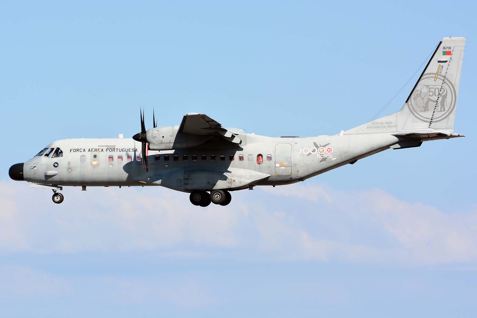 16701 (S-041) 2007 CASA C-295M