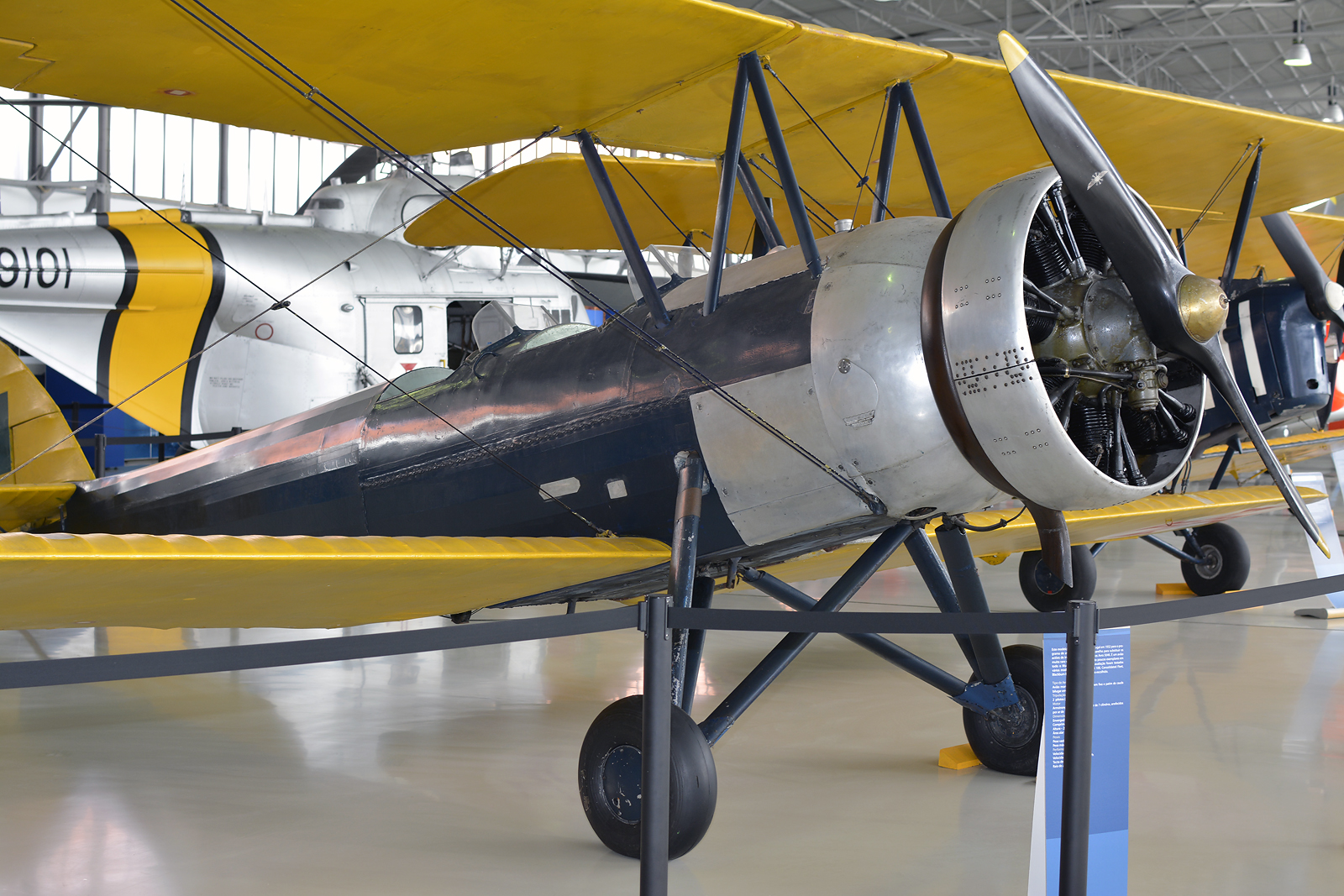 501 (727) Avro 631 Cadet