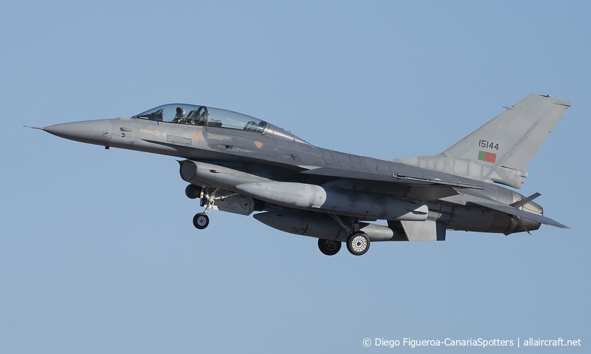 15144 (M18-5) General Dynamics F-16BM Fighting Falcon