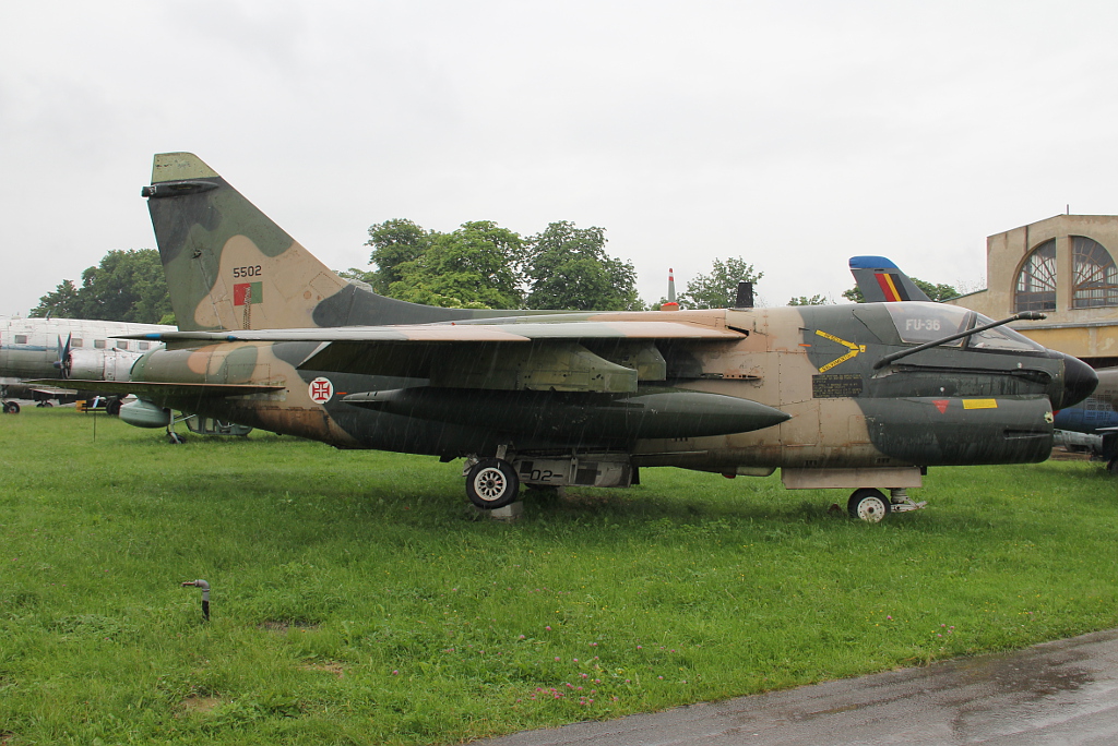 5502 (A-109) 1967 Vought A-7P Corsair II