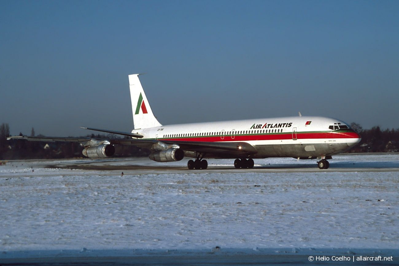 CS-TBB (18962) 1966 Boeing 707-382B