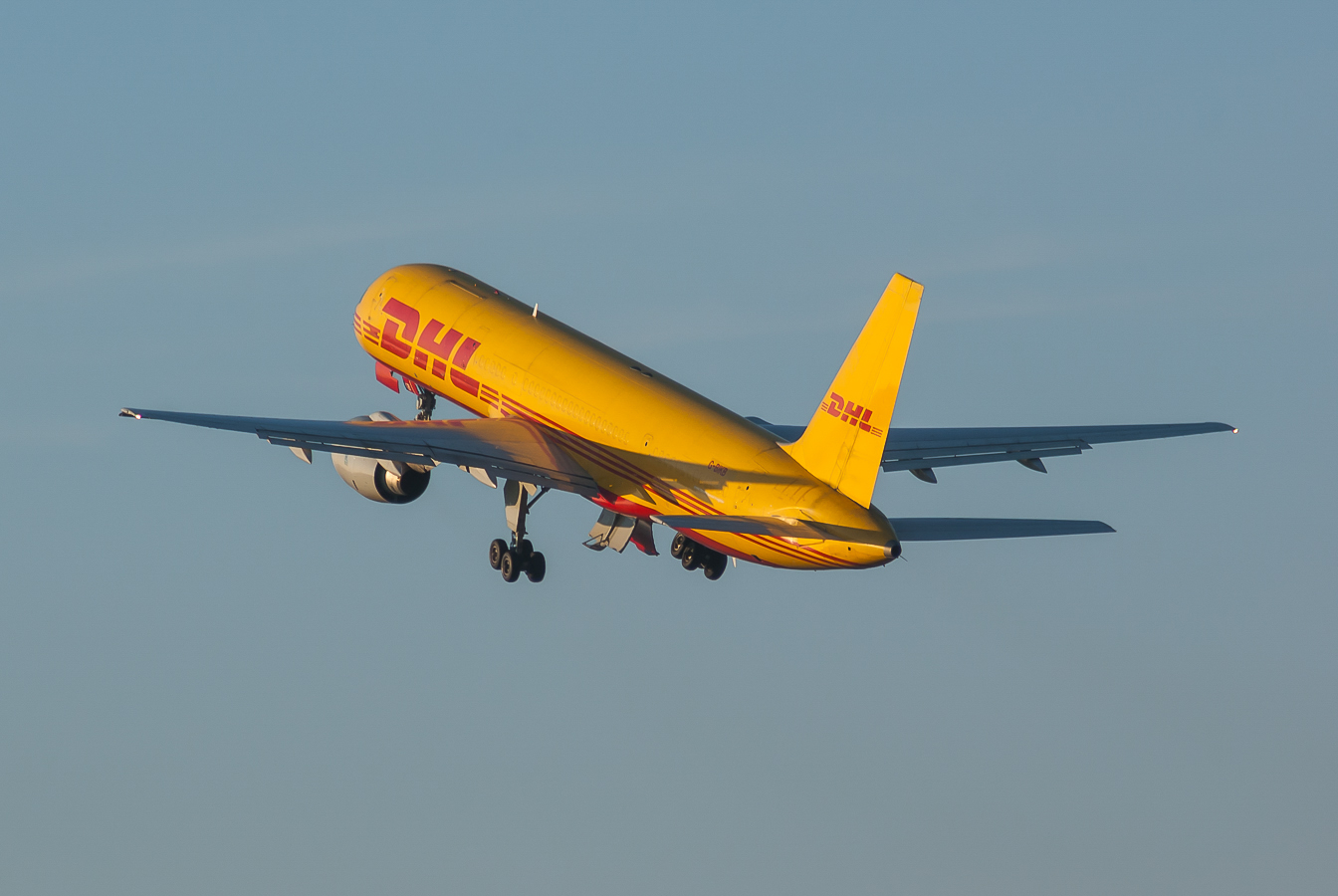 G-BIKB · Boeing 757-236(SF) · (OPO / LPPR)