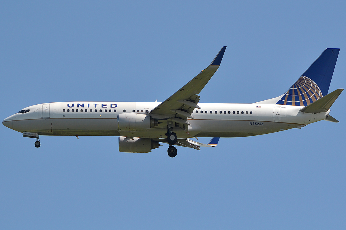 N35236, (cn 28801), Boeing 737-824