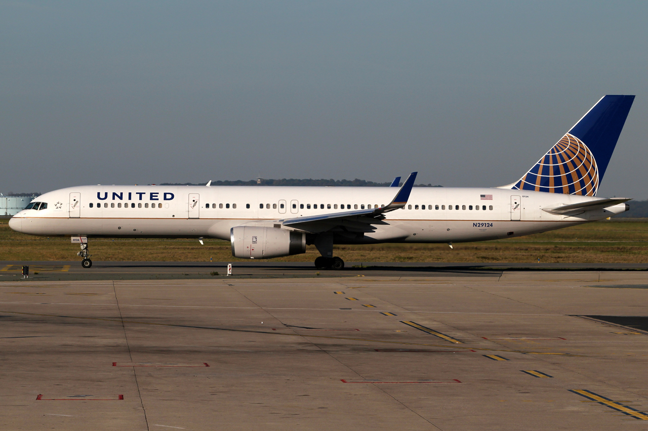 N29124 / 0124, (cn 27565/786), Boeing 757-224