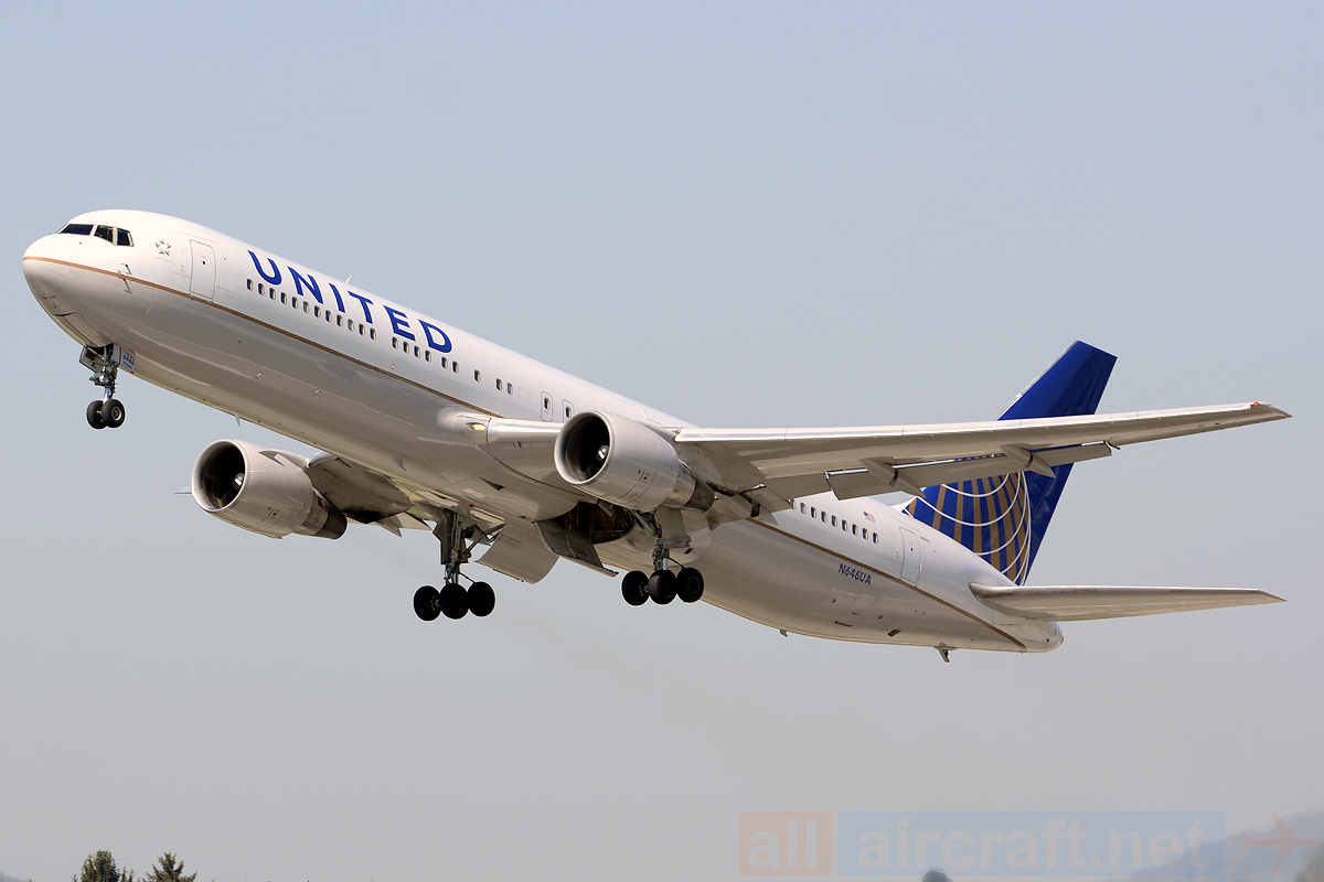 N646UA, (cn 25283), Boeing 767-300