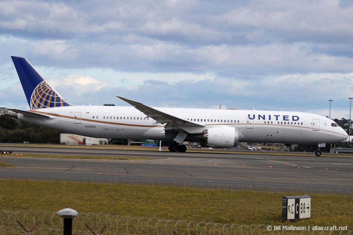 N38950 (36401) 2014 Boeing 787-9 Dreamliner