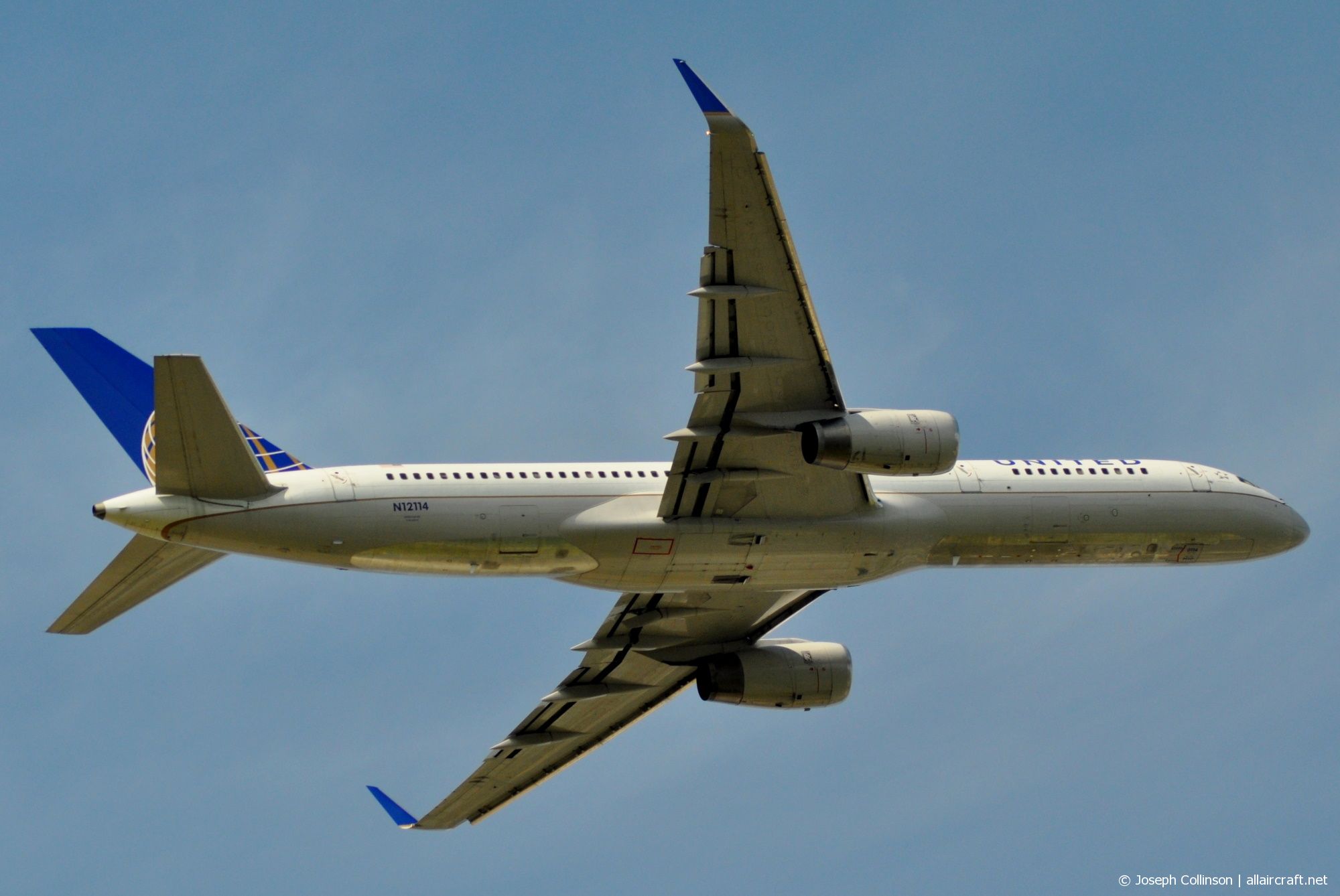 N12114 (0027556) Boeing 757-224