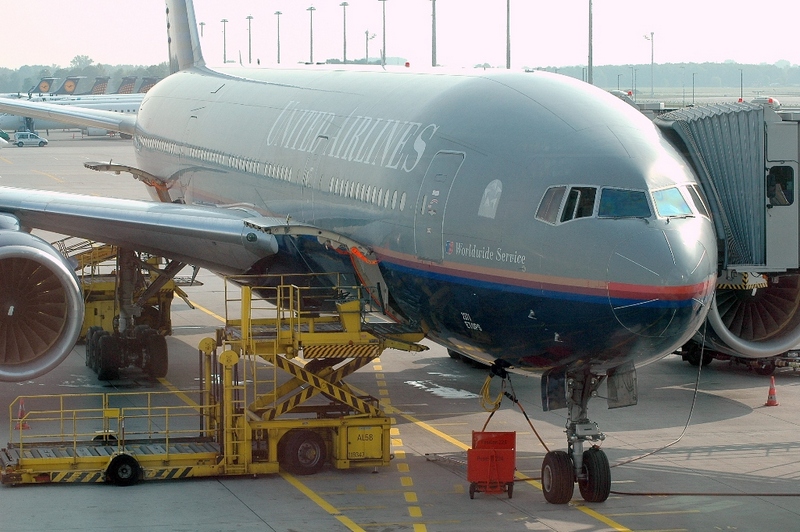 N758AN (cn 32637) Boeing 777-223ER