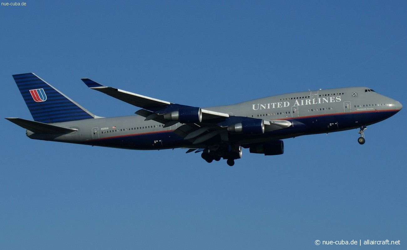 N120UA (29166) 1999 Boeing 747-422