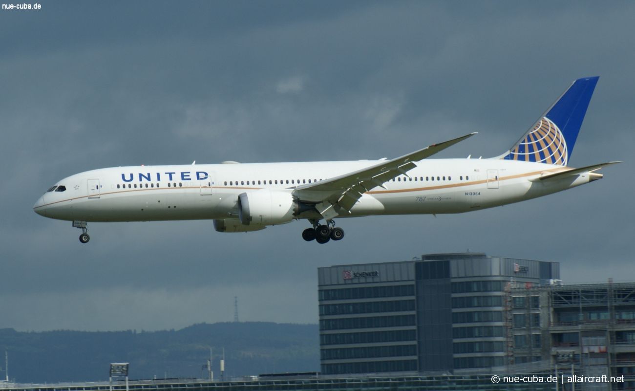 N13954 (36405) 2015 Boeing 787-9 Dreamliner